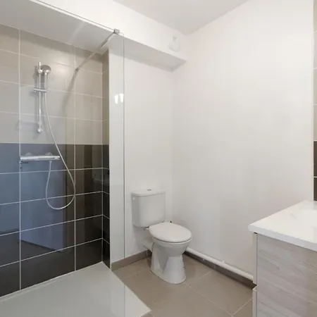 Apartament T3 Duplex Avec Parking Et Balcon A Euromed *